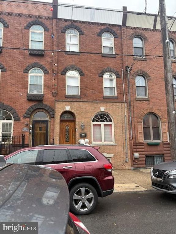 1232 WOLF ST, Philadelphia, PA 19148