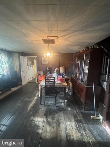 35 CAMBRIA AVE, Pleasantville, NJ 08232