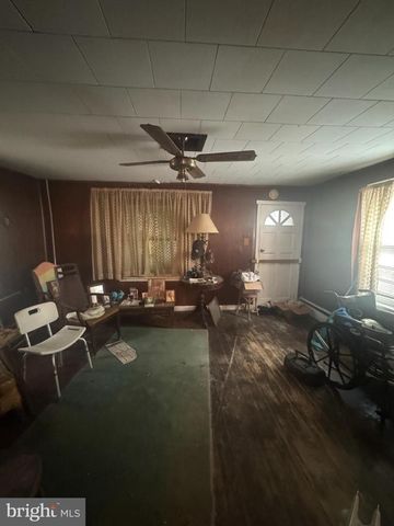 35 CAMBRIA AVE, Pleasantville, NJ 08232