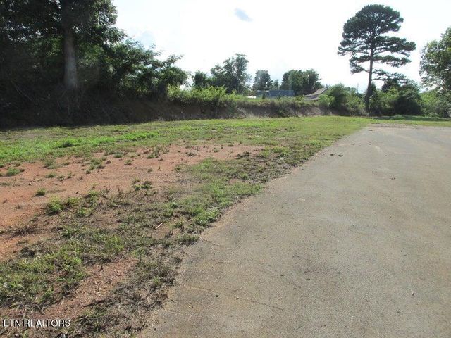 650 Highway 95 S, Greenback, TN 37742