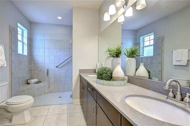 6801 LOCKINGTON COURT, Tampa, FL 33625