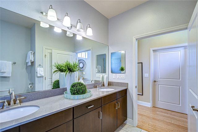 6801 LOCKINGTON COURT, Tampa, FL 33625