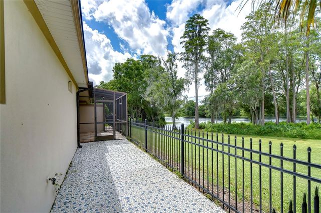 6801 LOCKINGTON COURT, Tampa, FL 33625