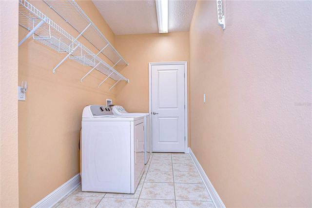 6801 LOCKINGTON COURT, Tampa, FL 33625