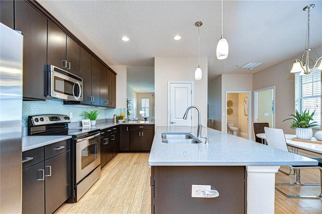 6801 LOCKINGTON COURT, Tampa, FL 33625