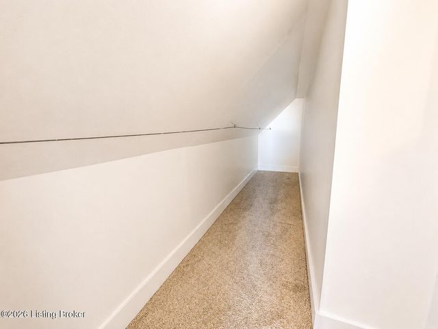 228 E Burnett Ave, Louisville, KY 40208