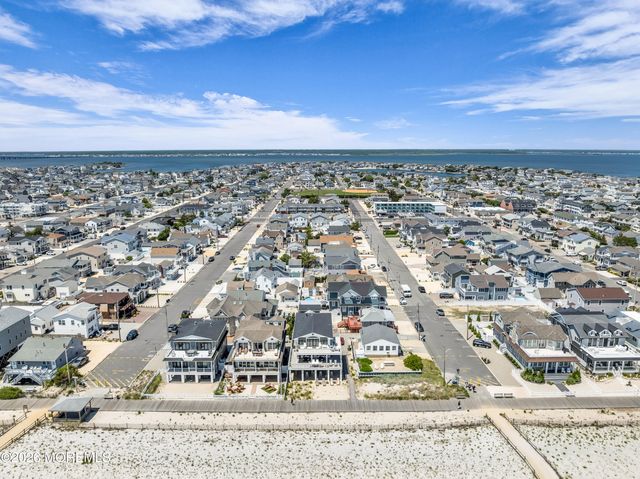2102 Ocean Front, Lavallette, NJ 08735