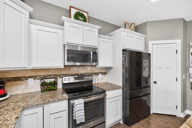 2102 NE 17th Street, Ankeny, IA 50021
