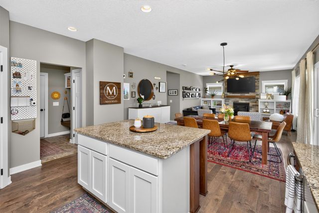 2102 NE 17th Street, Ankeny, IA 50021