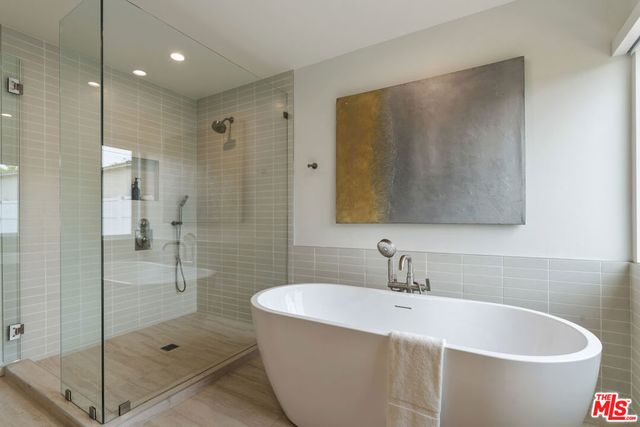 3815 S Cochran Avenue, Los Angeles, CA 90008