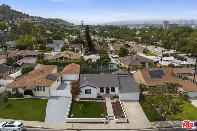 3815 S Cochran Avenue, Los Angeles, CA 90008