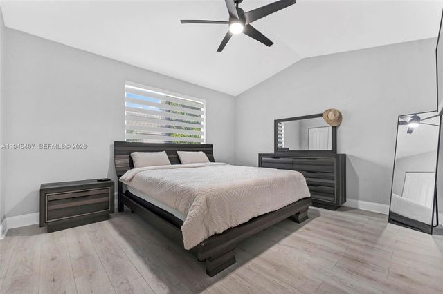 16618 NW 71st Ave, Miami Lakes, FL 33014