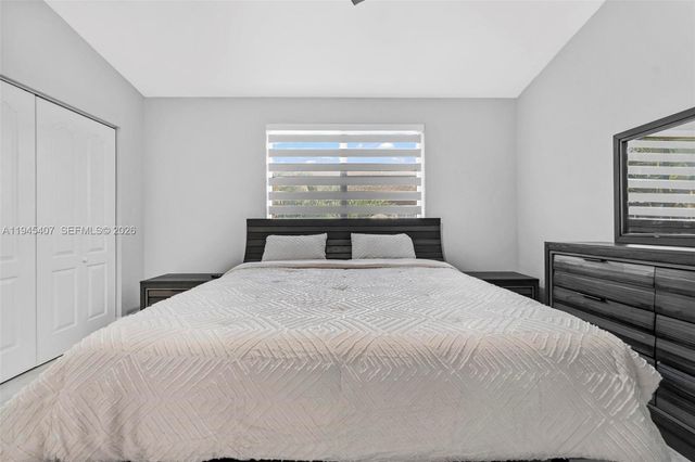 16618 NW 71st Ave, Miami Lakes, FL 33014