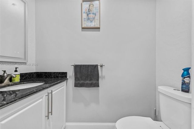 16618 NW 71st Ave, Miami Lakes, FL 33014