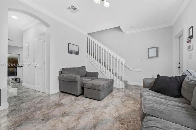 16618 NW 71st Ave, Miami Lakes, FL 33014