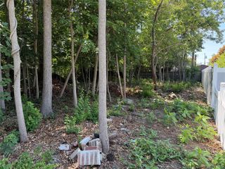 72 Phelps Lane, North Babylon, NY 11703