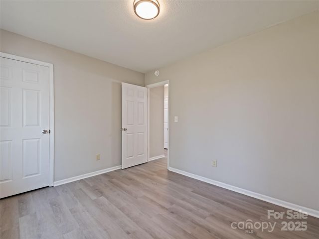 10 New Bern Drive, Fletcher, NC 28732