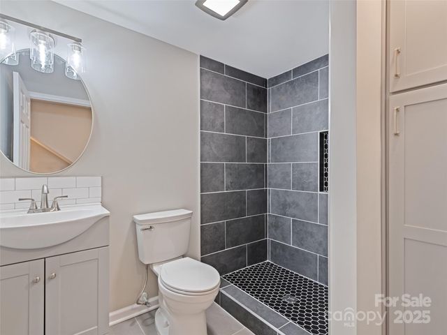 10 New Bern Drive, Fletcher, NC 28732