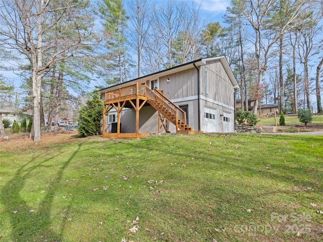 10 New Bern Drive, Fletcher, NC 28732