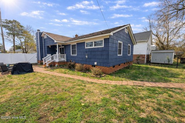 1609 High Street, New Bern, NC 28560