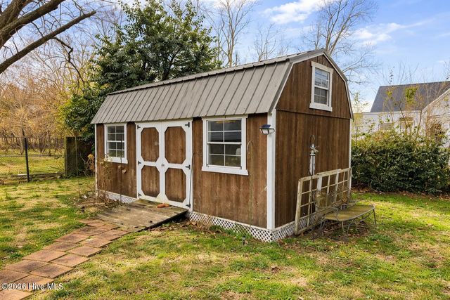 1609 High Street, New Bern, NC 28560