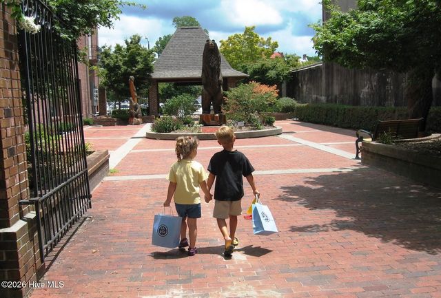 1609 High Street, New Bern, NC 28560