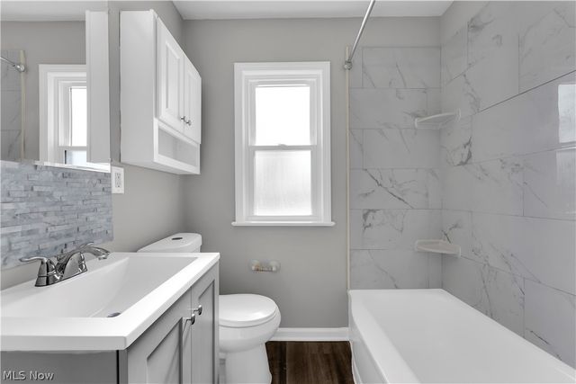 14028 Rockside Road, Maple Heights, OH 44137