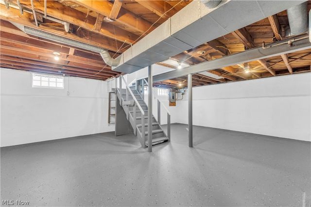 14028 Rockside Road, Maple Heights, OH 44137