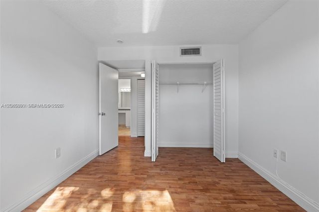 15600 SW 80th Street L203, Miami, FL 33193