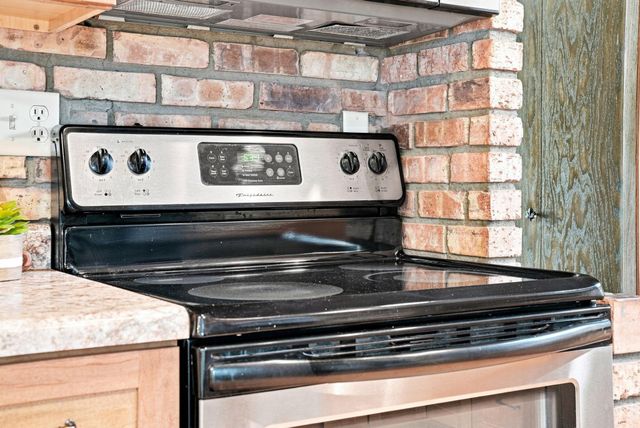 5486 W Bavarian Pass, Fridley, MN 55432