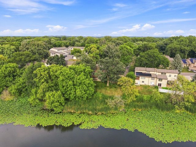 5486 W Bavarian Pass, Fridley, MN 55432