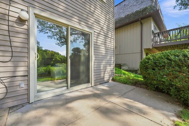 5486 W Bavarian Pass, Fridley, MN 55432