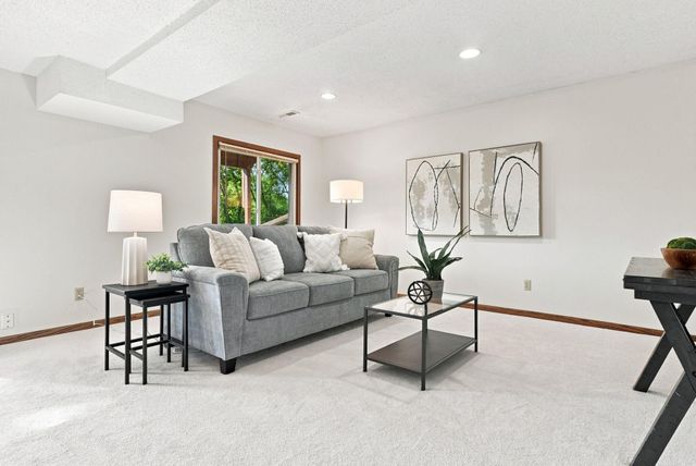 5486 W Bavarian Pass, Fridley, MN 55432
