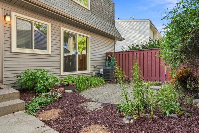 5486 W Bavarian Pass, Fridley, MN 55432