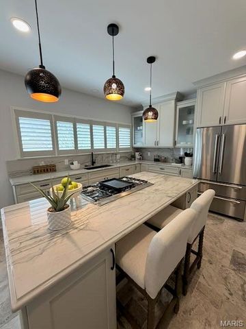 14621 Timberlake Manor Court, Chesterfield, MO 63017