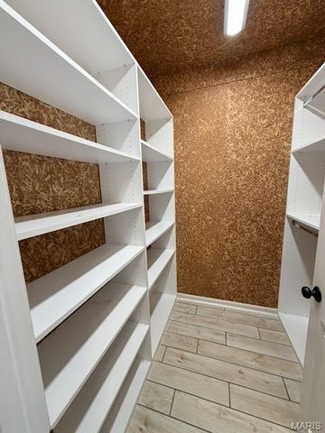 14621 Timberlake Manor Court, Chesterfield, MO 63017