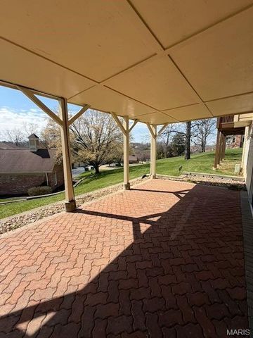 14621 Timberlake Manor Court, Chesterfield, MO 63017