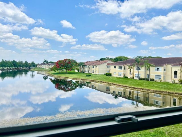 731 Vista Isles Dr 1526, Sunrise, FL 33325