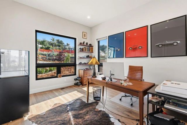 10042 Tall Oak Dr, Escondido, CA 92026