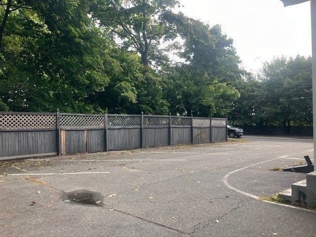 11 Vinnin, Salem, MA 01970