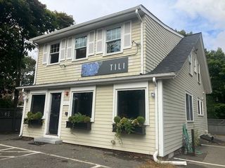 11 Vinnin, Salem, MA 01970