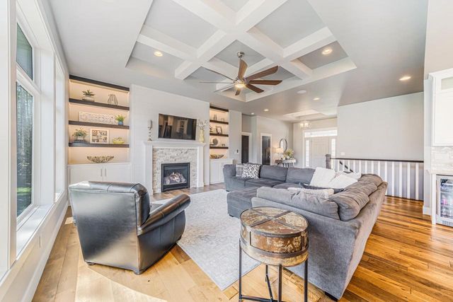 6673 AUTUMN BLAZE TRAIL, Sobieski, WI 54171