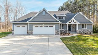 6673 AUTUMN BLAZE TRAIL, Sobieski, WI 54171