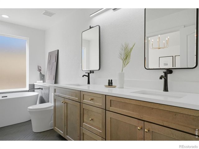 10329 Oak Street, Broomfield, CO 80021