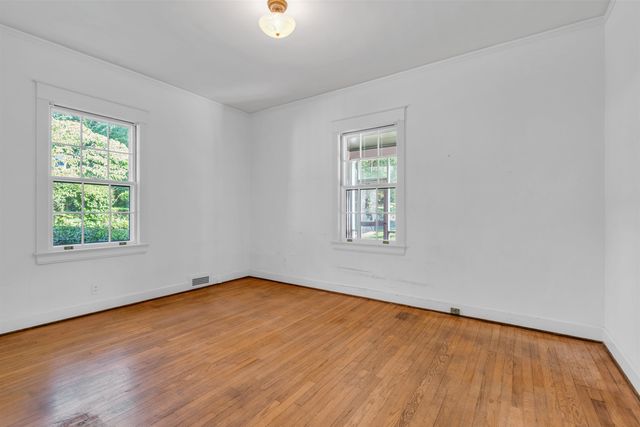 300 Rivermont Drive, Spartanburg, SC 29302