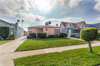 2040 W 82nd Street, Los Angeles, CA 90047