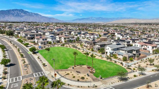 35923 Hinskey Street, Palm Desert, CA 92211