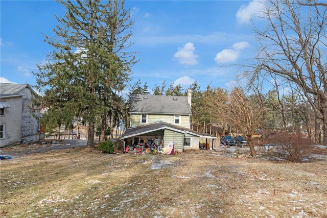 2106 Nemeth Drive, Bethlehem City, PA 18015