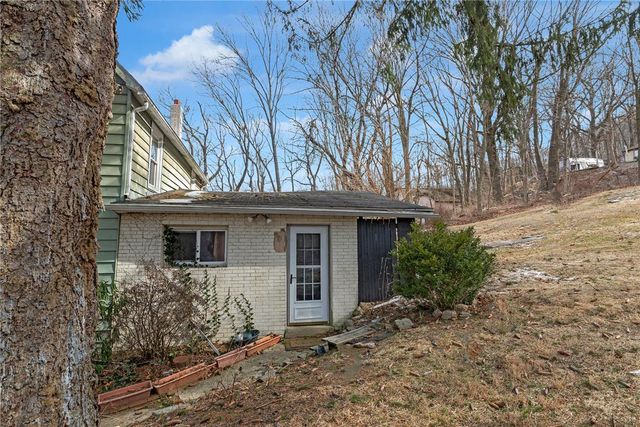 2106 Nemeth Drive, Bethlehem City, PA 18015