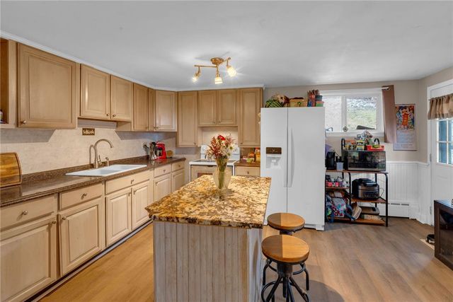 2106 Nemeth Drive, Bethlehem City, PA 18015